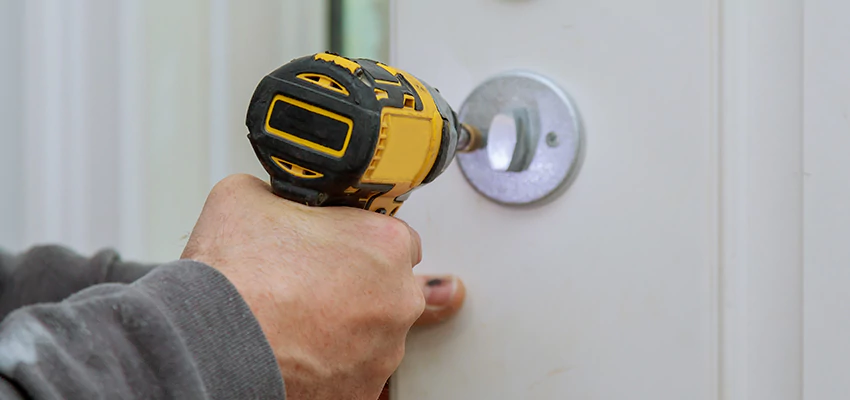 Street Locksmith For Smart Lock Repair in Bay Point, CA